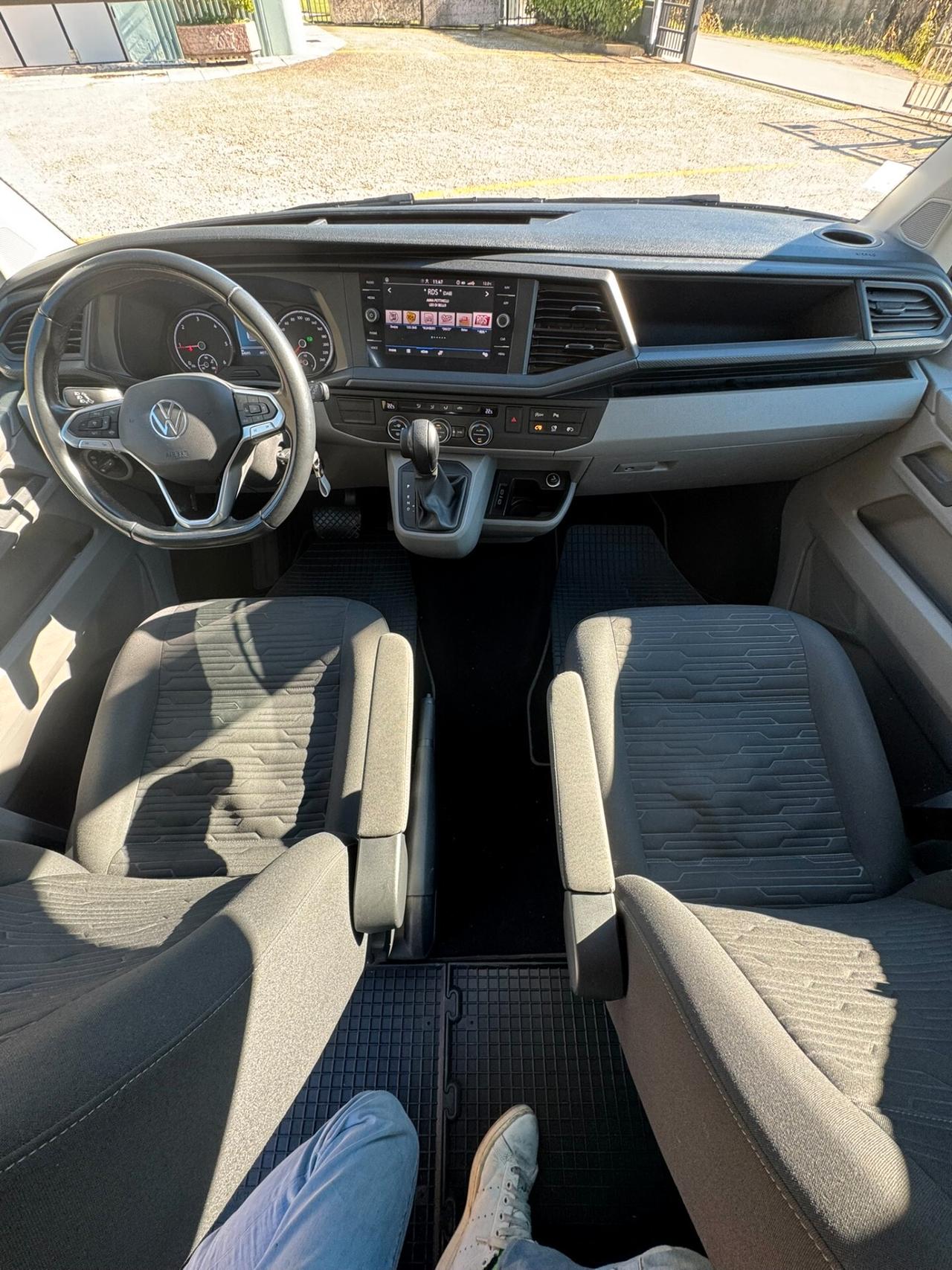 Volkswagen T6.1 Caravelle 2.0 TDI 150CV DSG Cruise STRAFULL 8 Posti