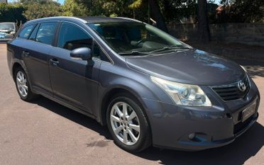 Toyota Avensis 2.0 D-4D Wagon Executive
