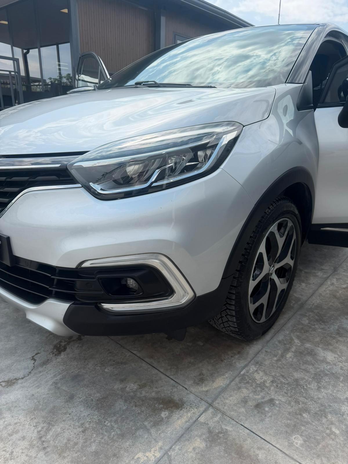 Renault Captur dCi 8V 90 CV EDC Start&Stop Energy Bose 2018