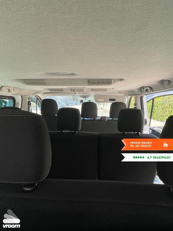 RENAULT Trafic 2.0 dCi 120CV DISABILI