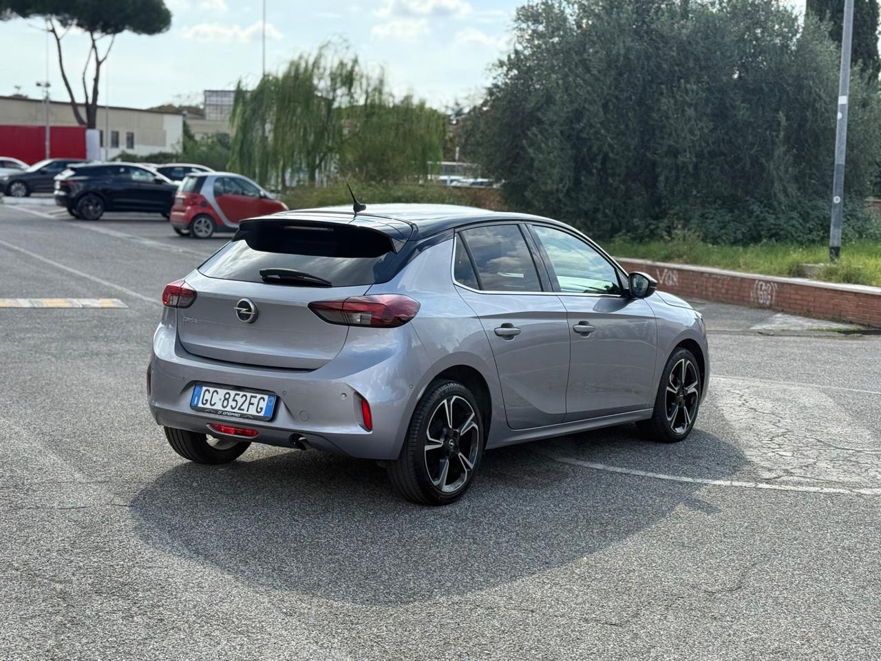 Opel Corsa - Bicolore - Full Optional