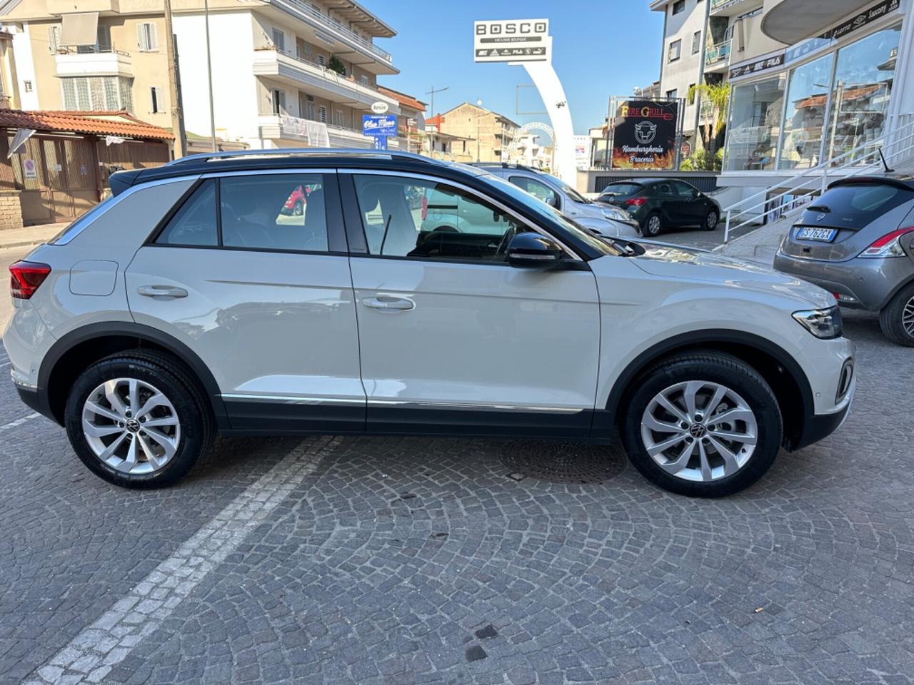 Volkswagen T-Roc 1.0 TSI Style tech pack