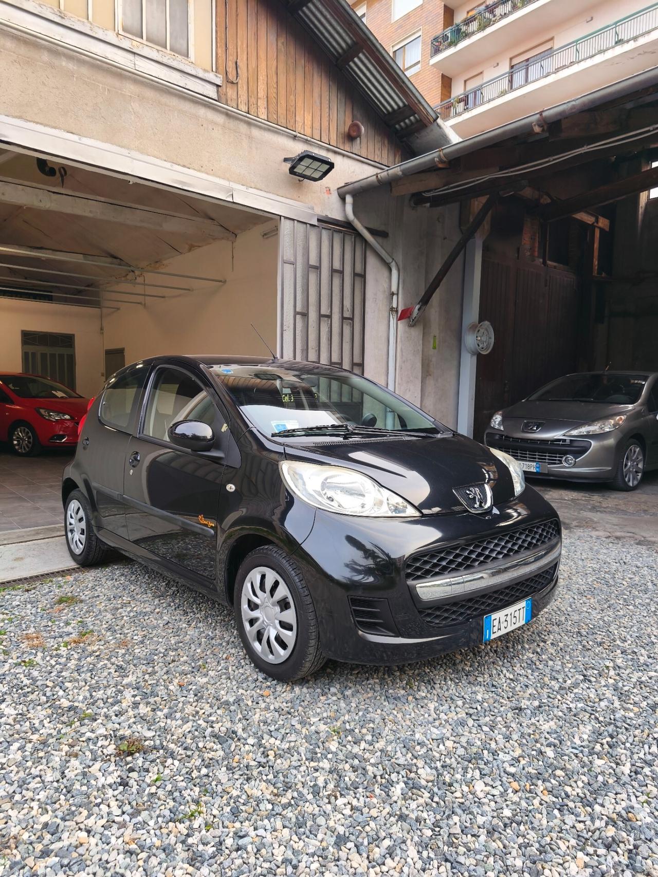 Peugeot 107 1.0 68CV 5p. Sweet Years