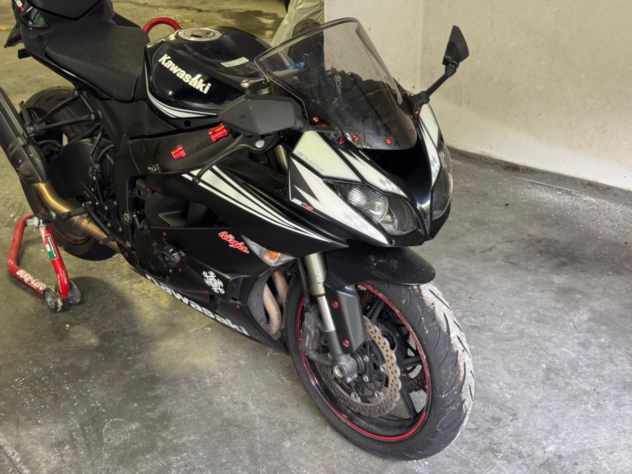 Kawasaki Ninja 600 ZX-6R 25 kw a libretto