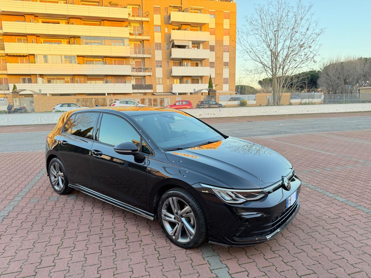 Volkswagen Golf 2.0 TDI DSG R-Line