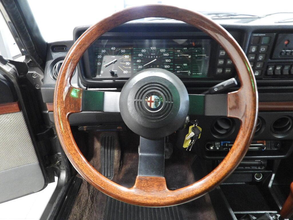 Alfa Romeo Alfetta 2.0 i Quadrifoglio Oro