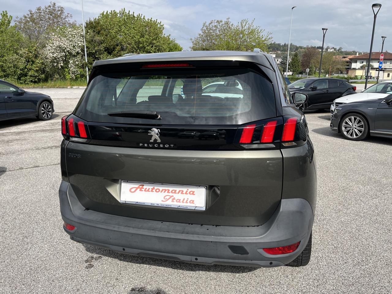 PEUGEOT 5008 1500 hdi 130 cv AUT. ALLURE 7 posti