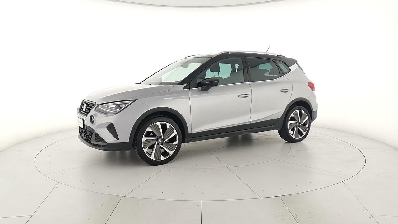 SEAT Arona 2022 - Arona 1.0 tgi FR 90cv