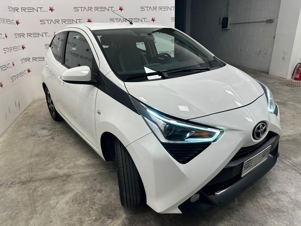 Toyota Aygo Connect 1.0 VVT-i 72 CV 5 porte x-play