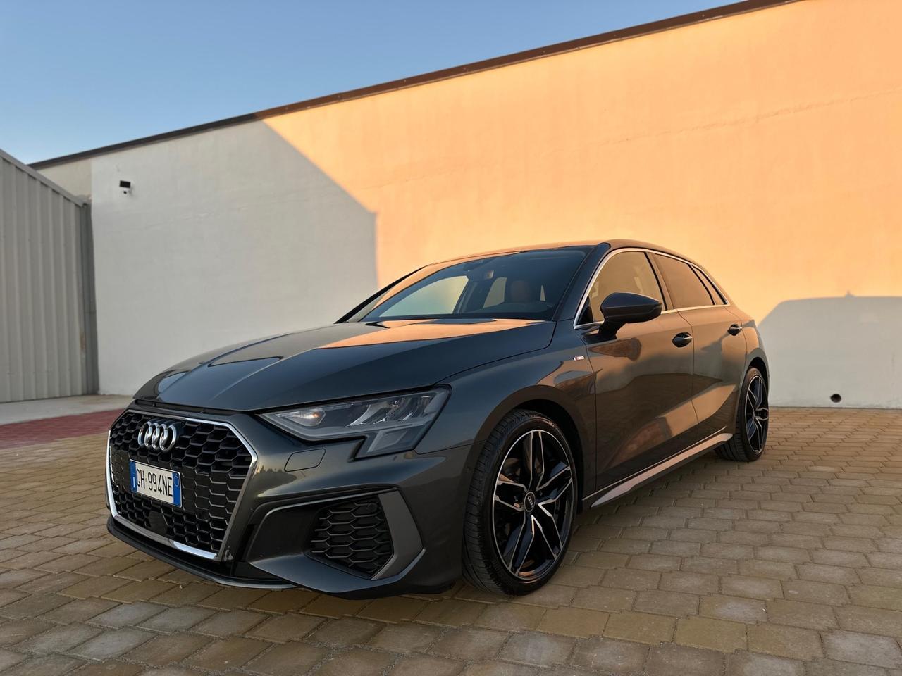 Audi A3 SPB 30 TDI S line edition