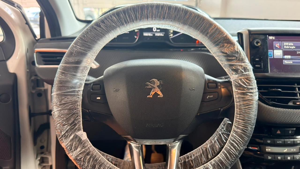 Peugeot 208 PureTech 82 3p. GPL Allure