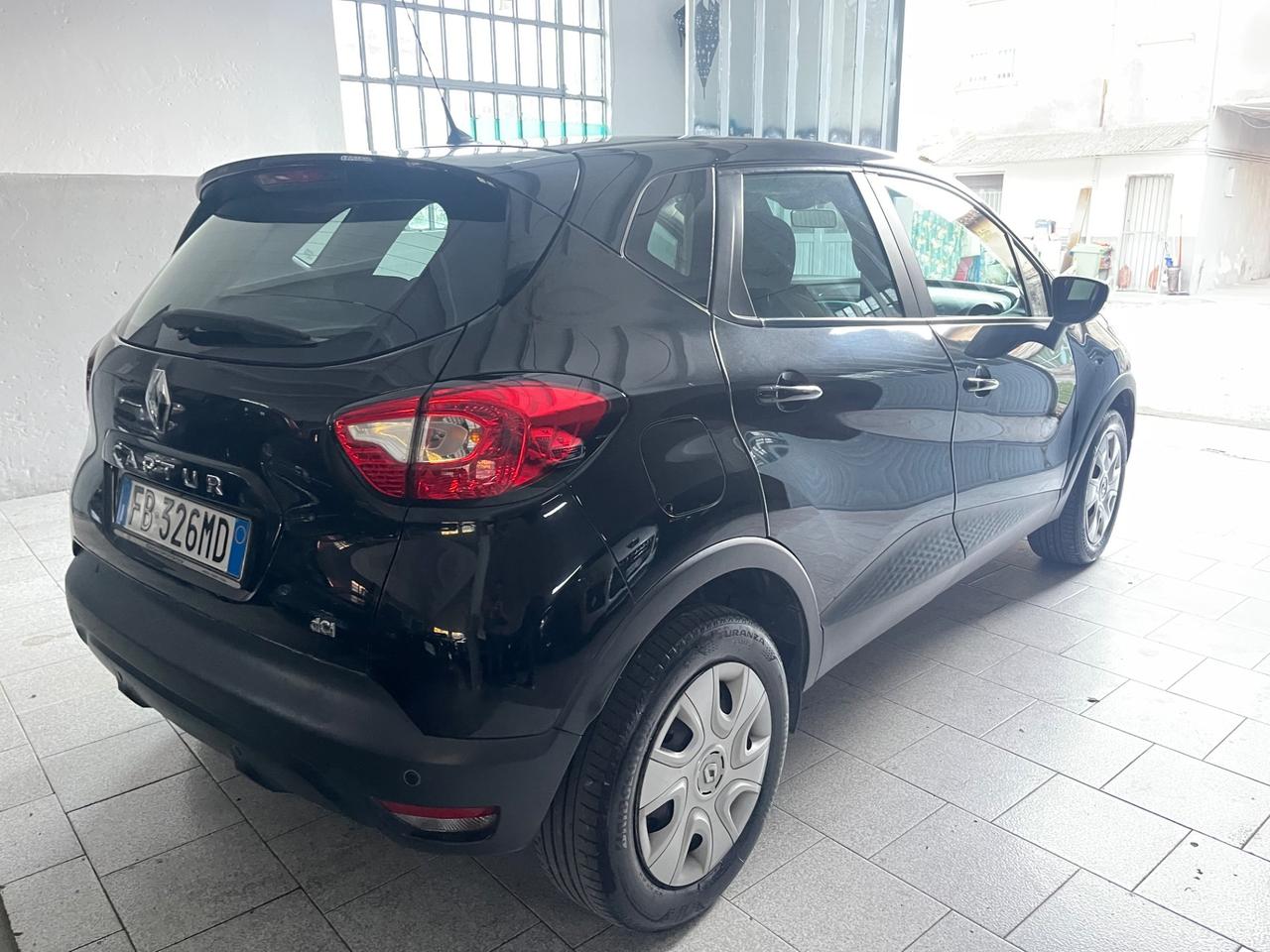 Renault Captur dCi 8V 90 CV Start&Stop Energy Iconic