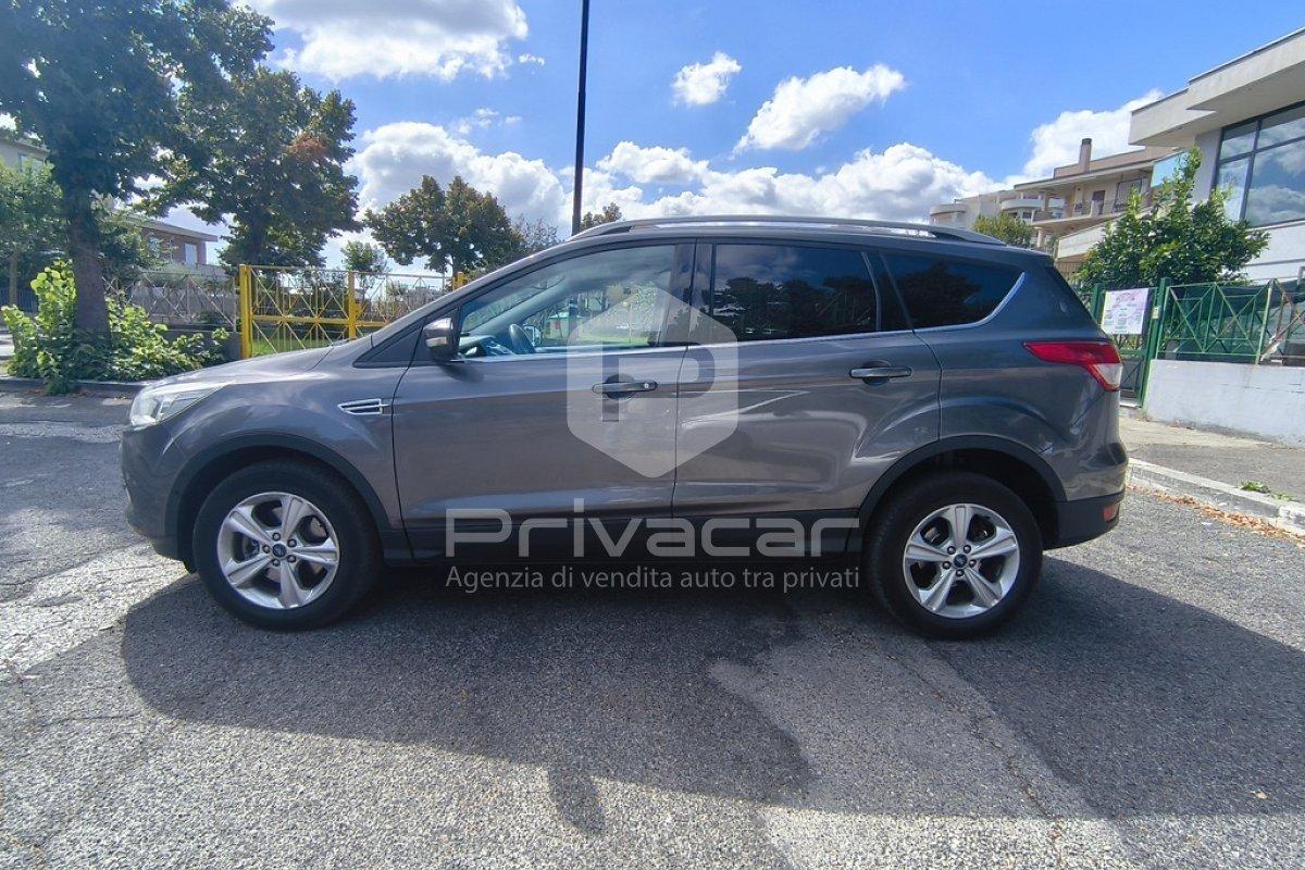 FORD Kuga 2.0 TDCI 140 CV 4WD Powershift Business
