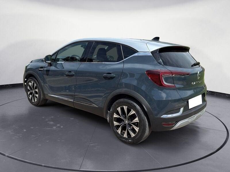 Renault Captur E-Tech hybrid 1.6 E-TECH HEV 145 TECHNO AUTO