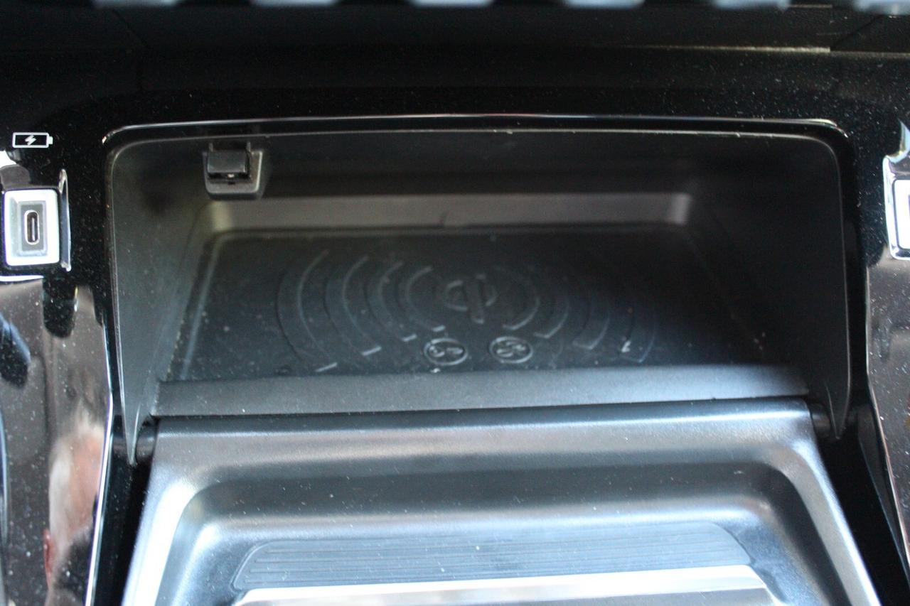 Peugeot 2008 PureTech 100 S&S Allure Pack