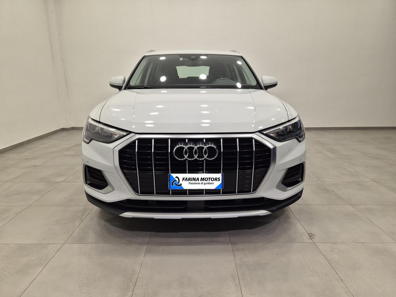 Audi Q3 35 2.0 tdi Business s-tronic - Cruise/Lim - Sens. Park.