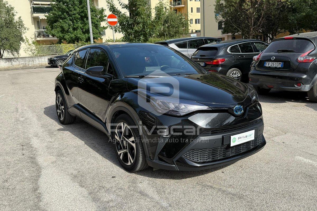 TOYOTA C-HR 1.8 Hybrid E-CVT Trend
