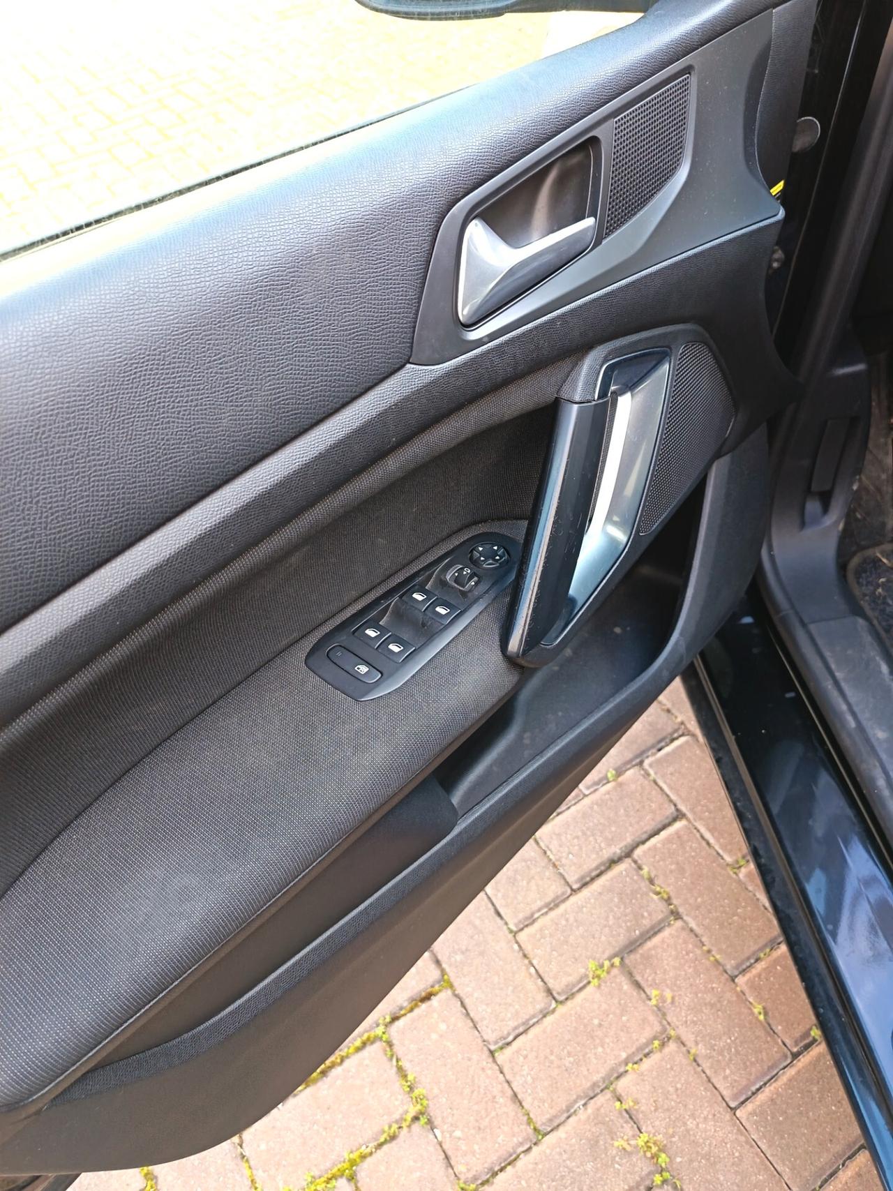 Peugeot 308 BlueHDi 120 S&S EAT6 GT Line