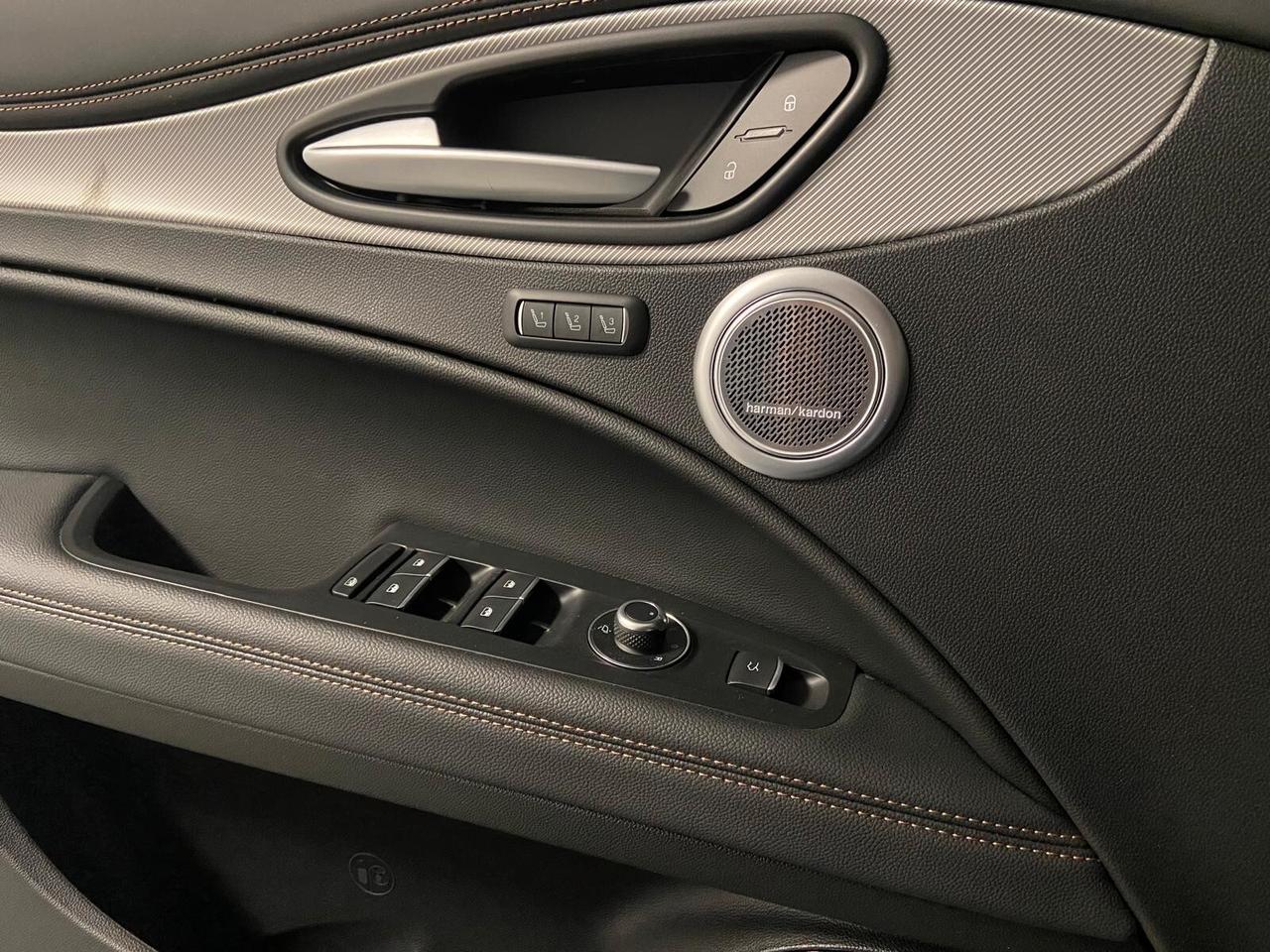 Alfa Romeo Stelvio 2.2 Turbodiesel 210 CV AT8 Q4 INTENSA