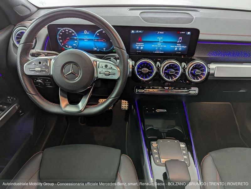 Mercedes-Benz EQB 300 4MATIC PREMIUM