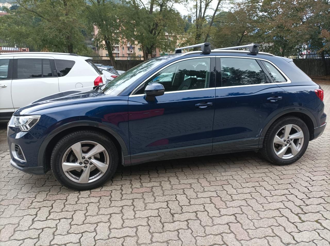 Audi Q3 35 TDI S tronic Business Advanced