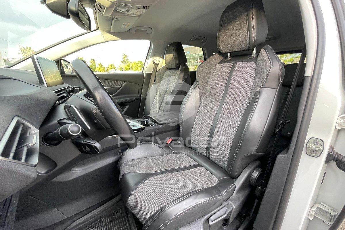 PEUGEOT 3008 BlueHDi 120 S&S EAT6 Allure