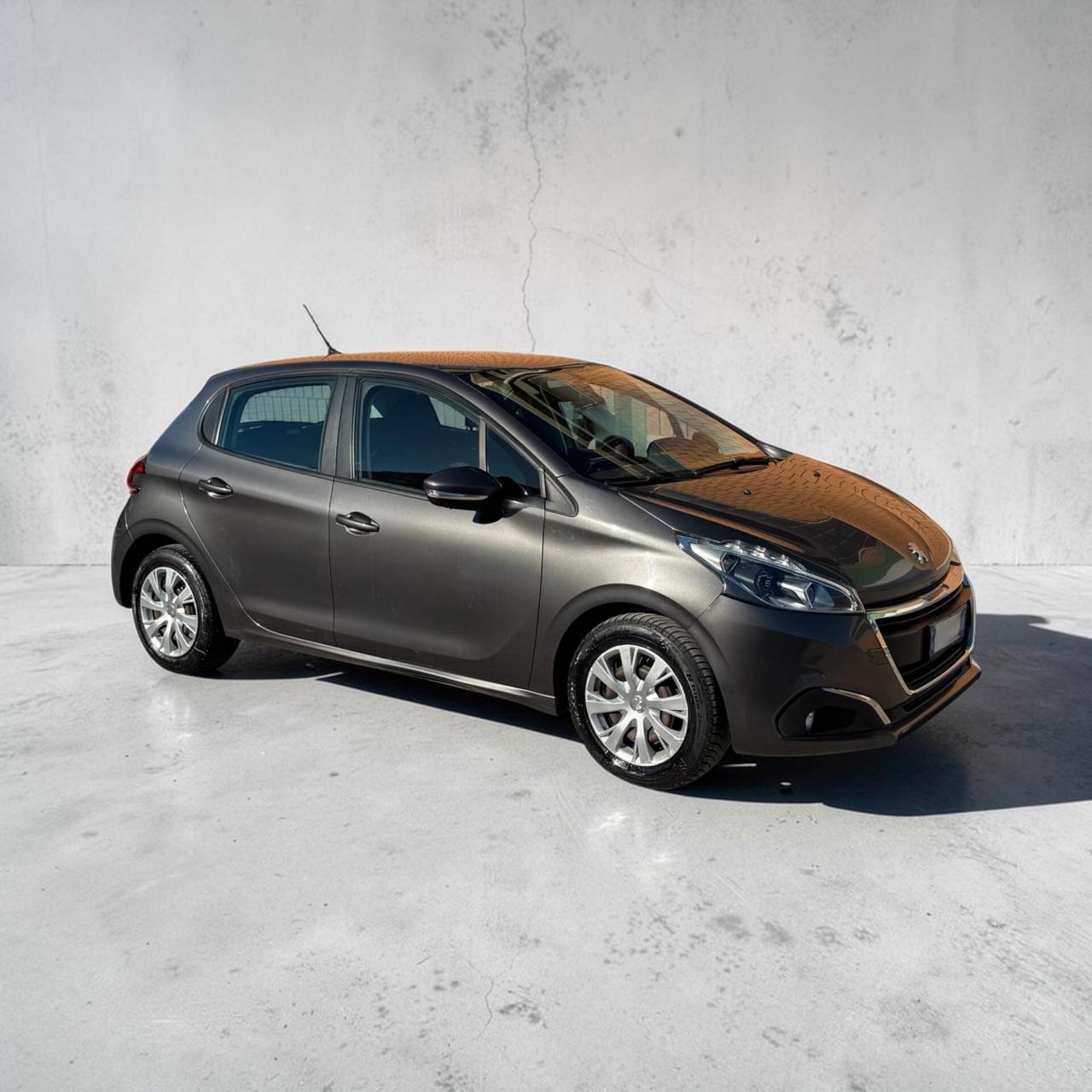 Peugeot 208 PureTech 82 5 porte Allure