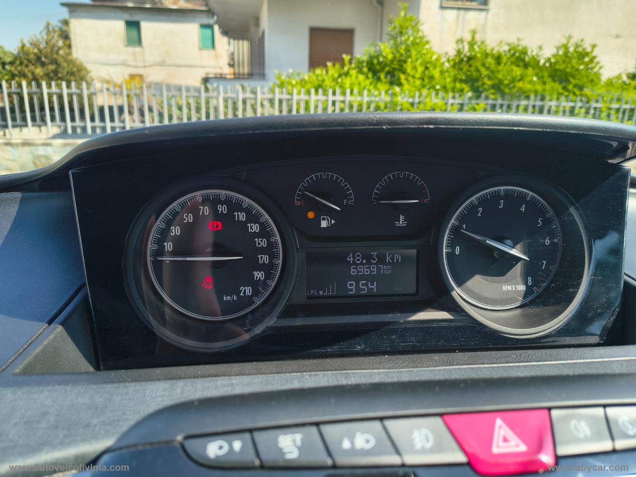 LANCIA Ypsilon 1.2 69 CV 5p. GPL Gold