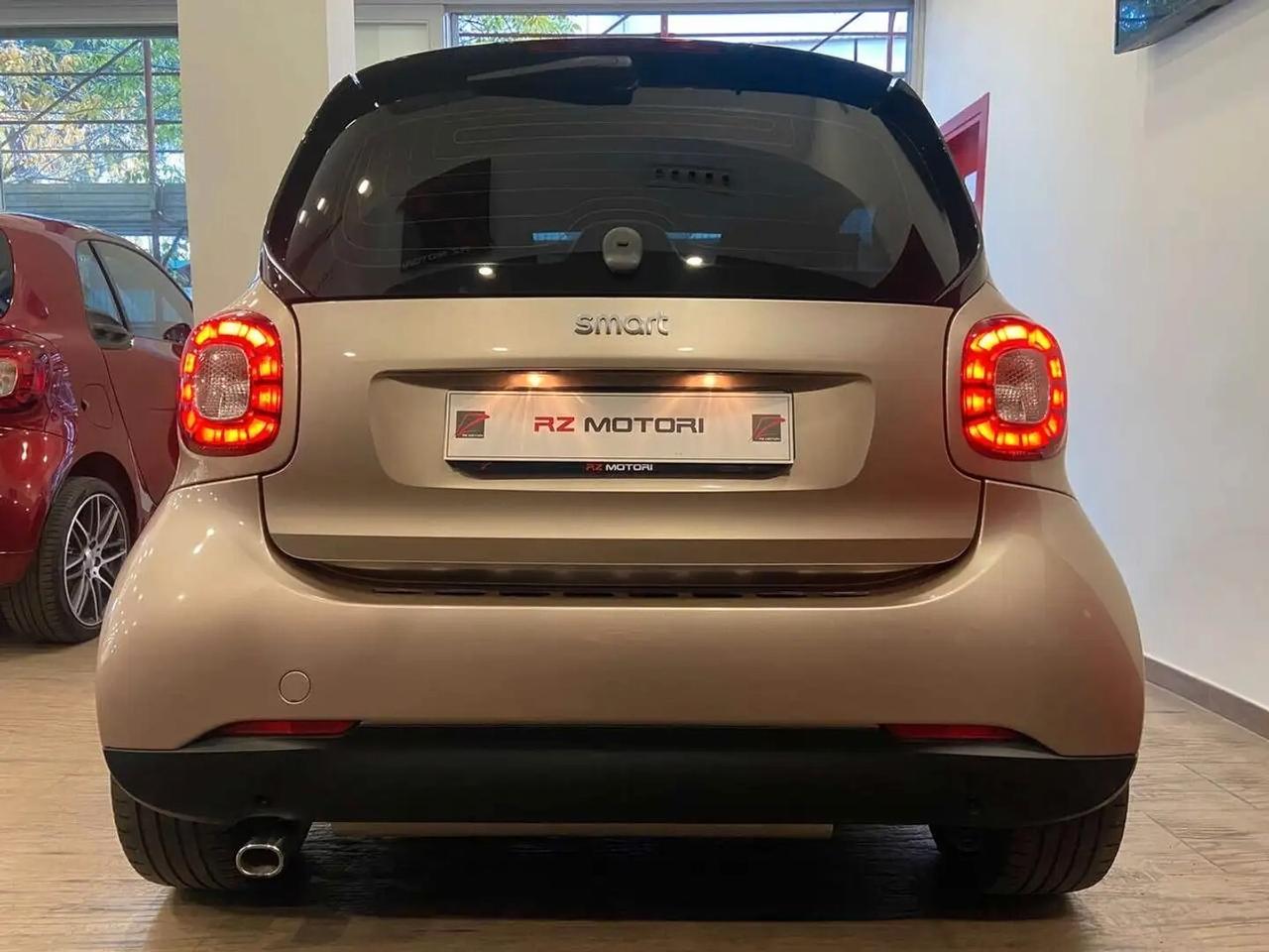 Smart ForTwo 90 0.9 Turbo twinamic Tokyowhite limited edition-ITALIANA-TAGLIANDI