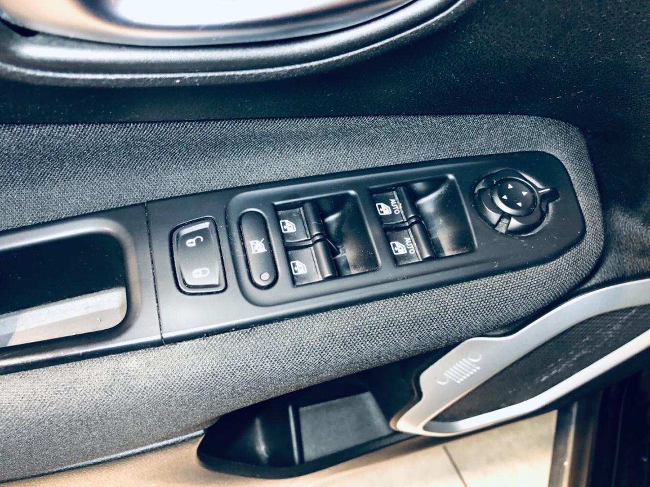 Jeep Renegade 1.6 Mjt 120 CV Longitude