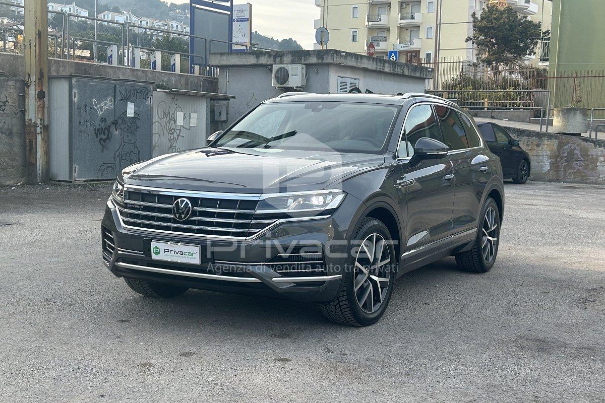 VOLKSWAGEN Touareg 3.0 V6 TSI eHybrid Atmosphere