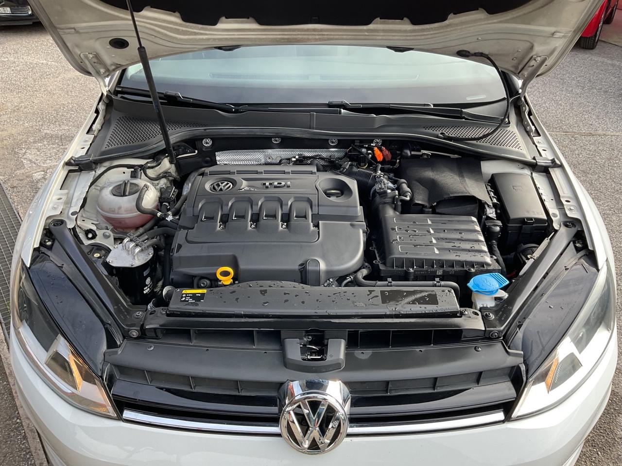 Golf 1.6 TDI -Highline-unipro-rate-garanzia