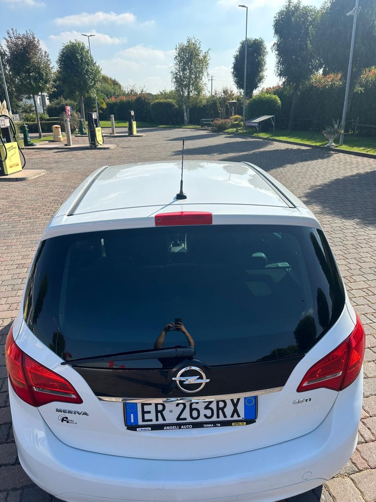 Opel Meriva 1.7 diesel 2013 NEOPATENTATI
