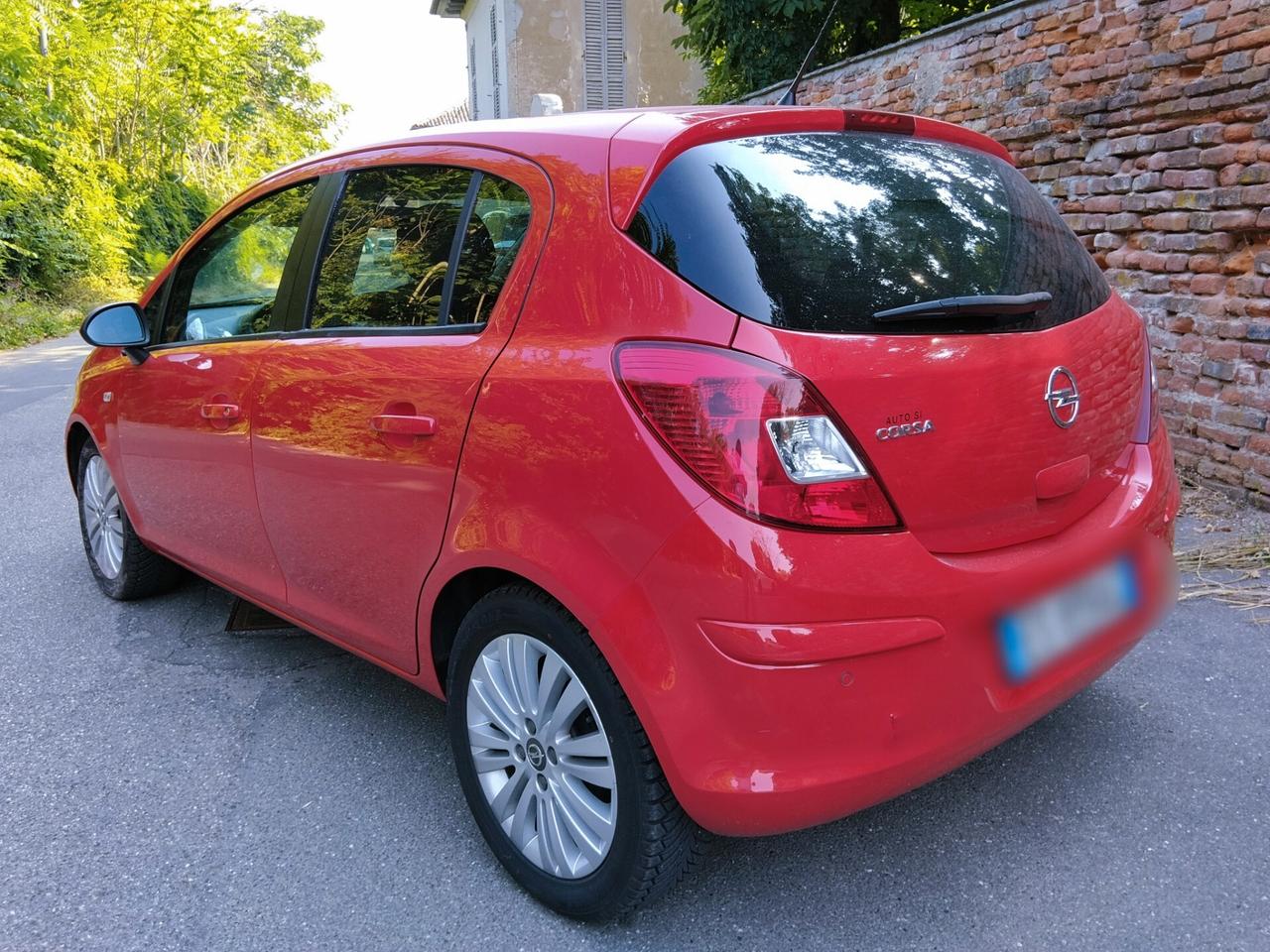 Opel Corsa 1.2 5 porte Ecotec automatica