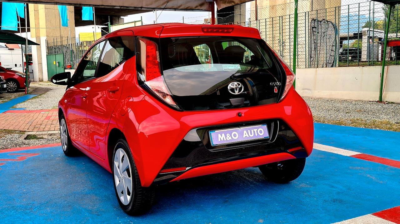 TOYOTA AYGO 1.0 BENZINA KM 76 MILA OK NEOPATENTATI
