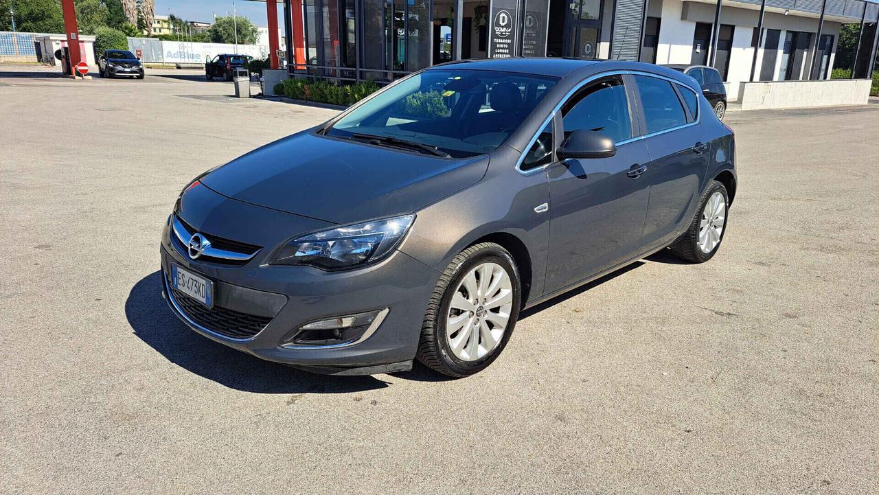 Opel Astra 1.4 Benzina 120CV Cosmo