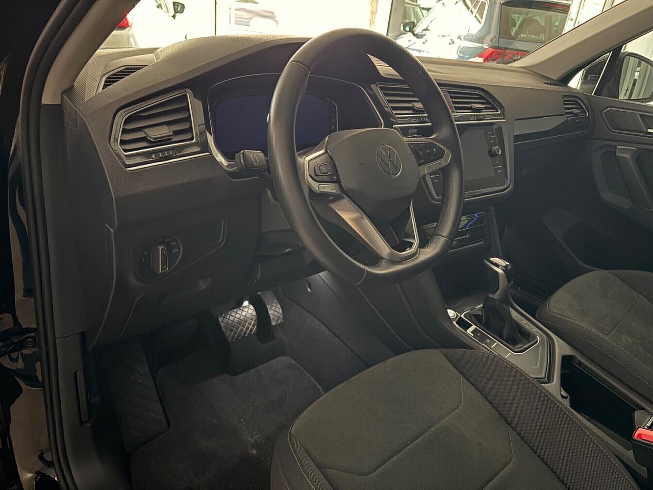 Volkswagen Tiguan 2.0 TDI 150 CV DSG Elegance