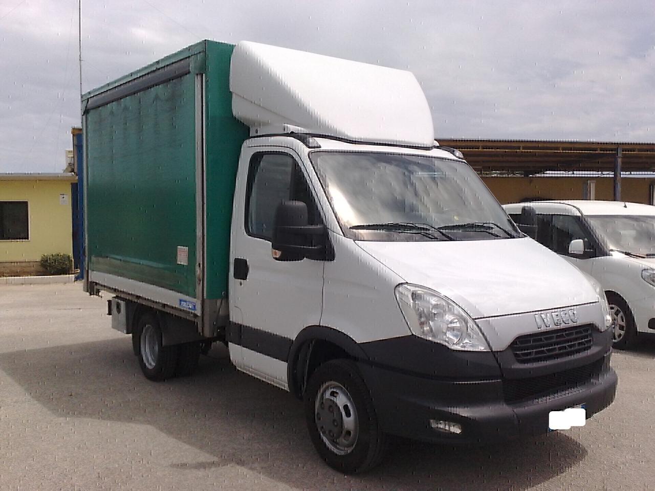 Iveco Daily 35c15 3000cc Centinato - 2014