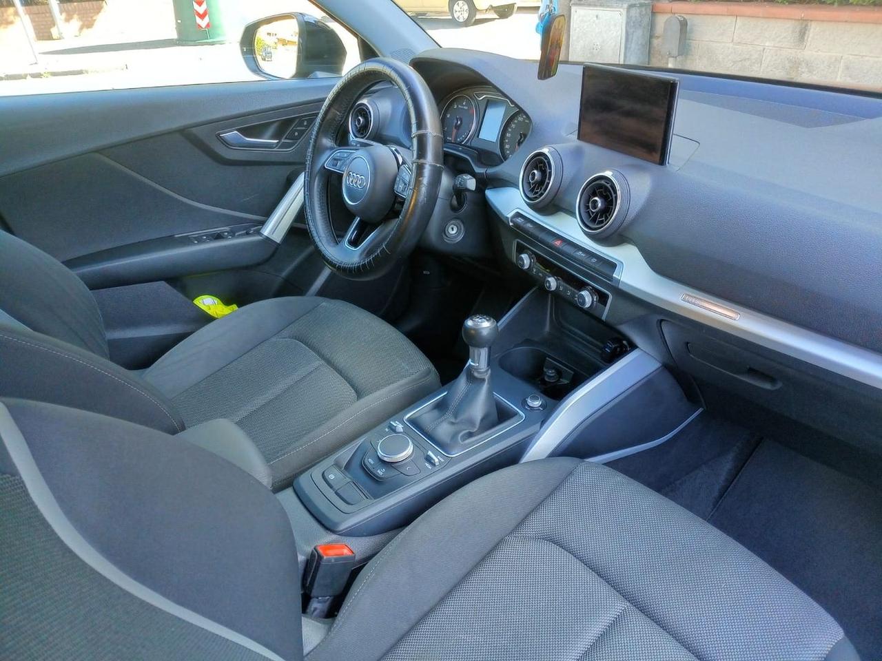 Audi Q2 Identity Black 1.6 30 TDI #6697