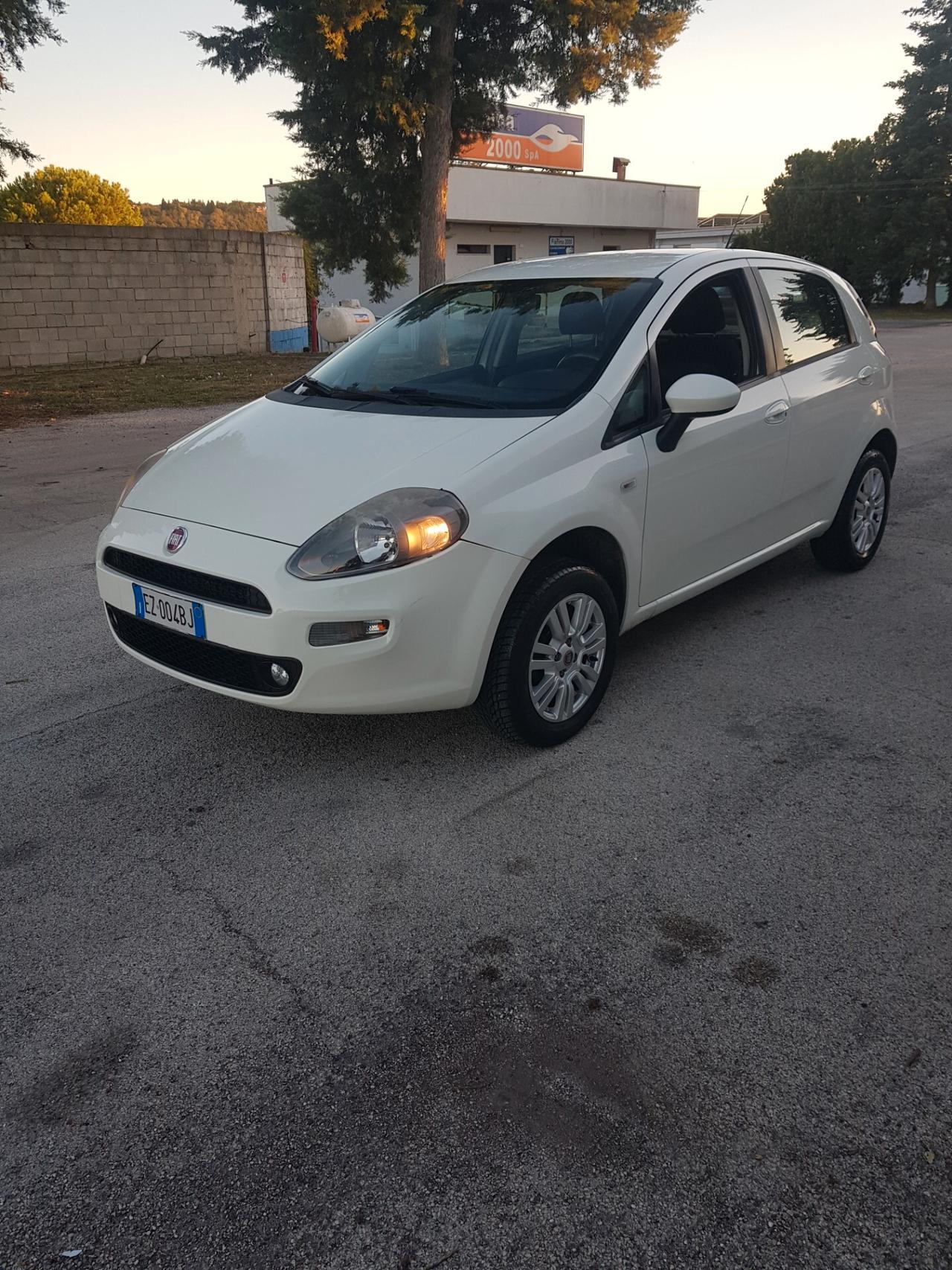 Fiat Punto 1.4 8V 5 porte Natural Power 2015