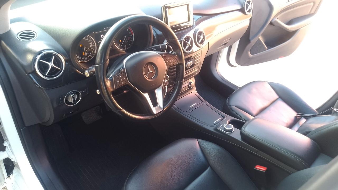 Mercedes-benz B 180 CDI Automatic Premium 2015