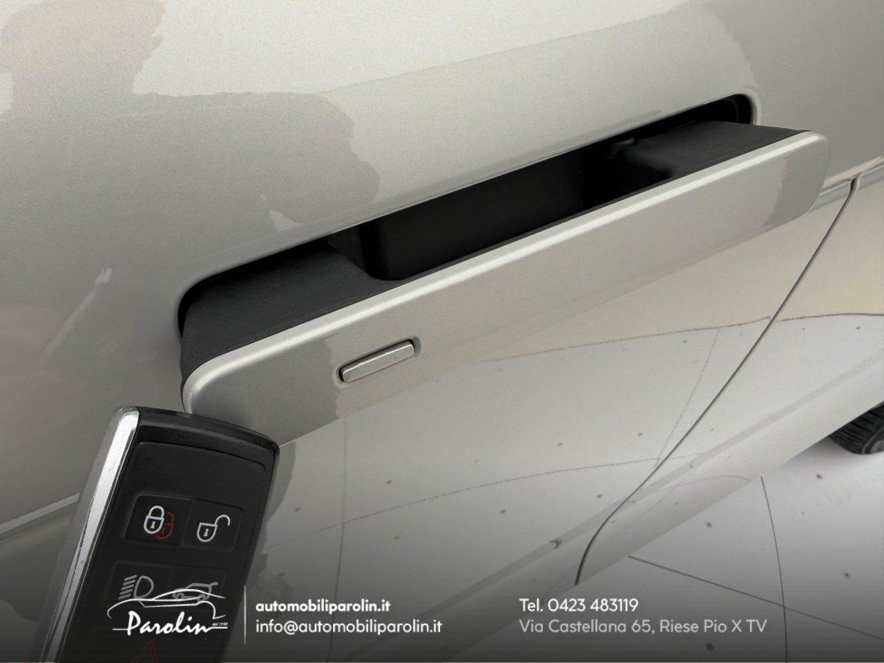 Land Rover Range Rover Evoque 2.0 i4 mhev R-Dynamic HSE AWD Black pack-ACC-360°