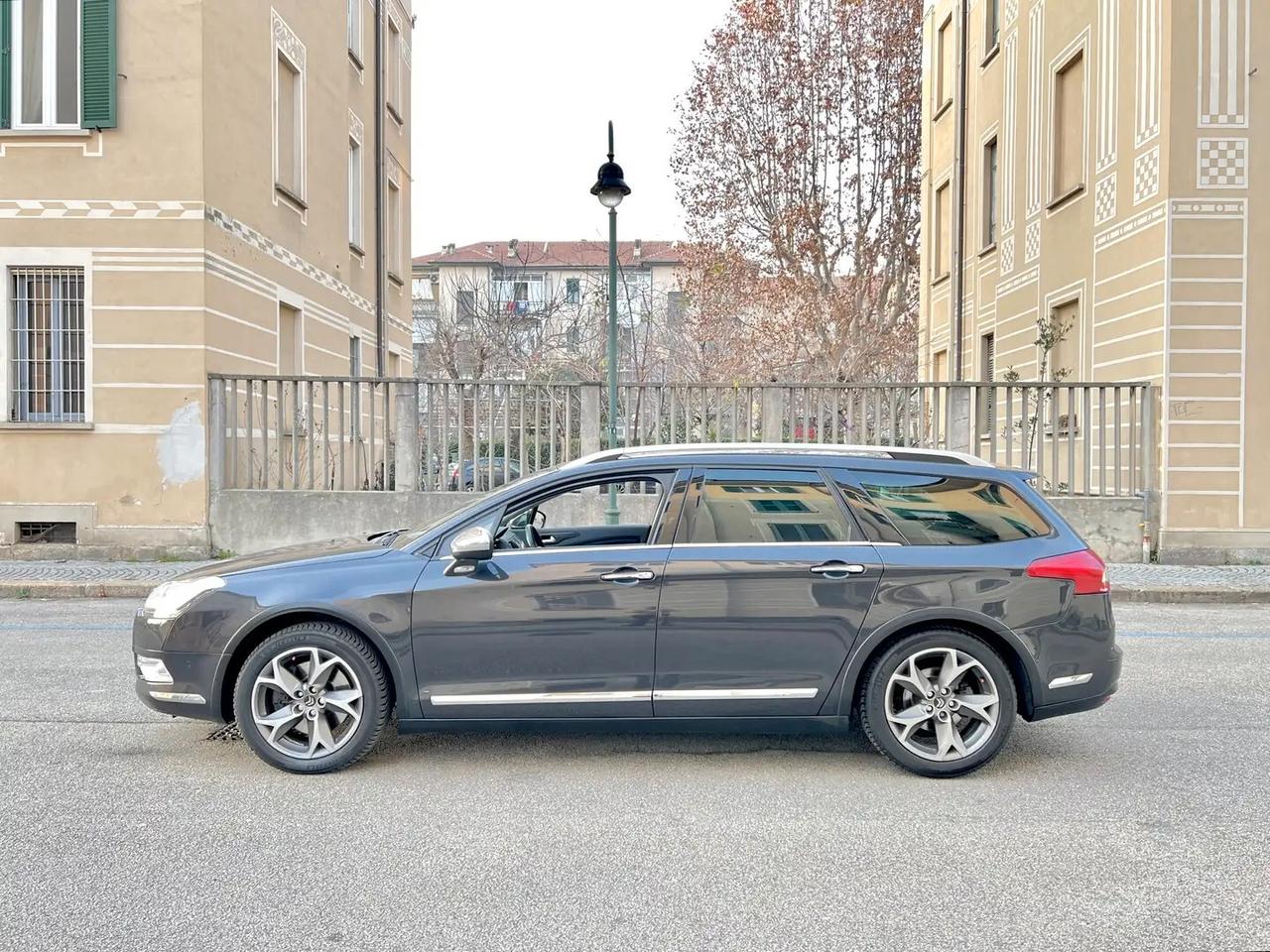 Citroen C5 BlueHDi 180 EAT6 S&S Hydractive Executive Tourer XTR