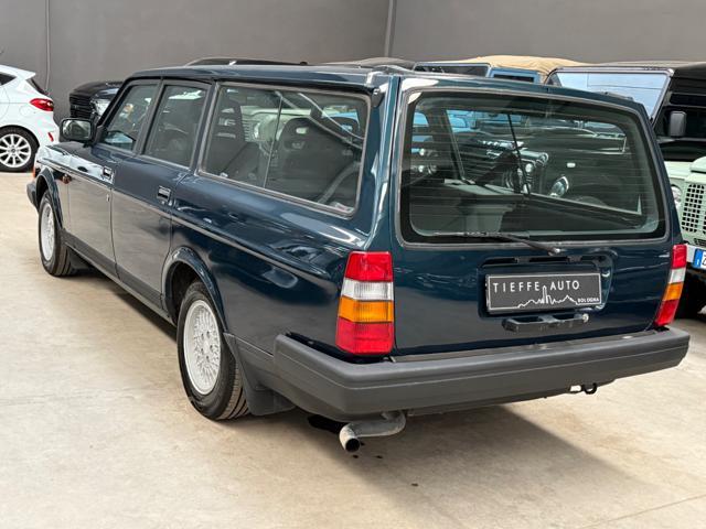 VOLVO 240 2.0 cat Station Wagon Polar