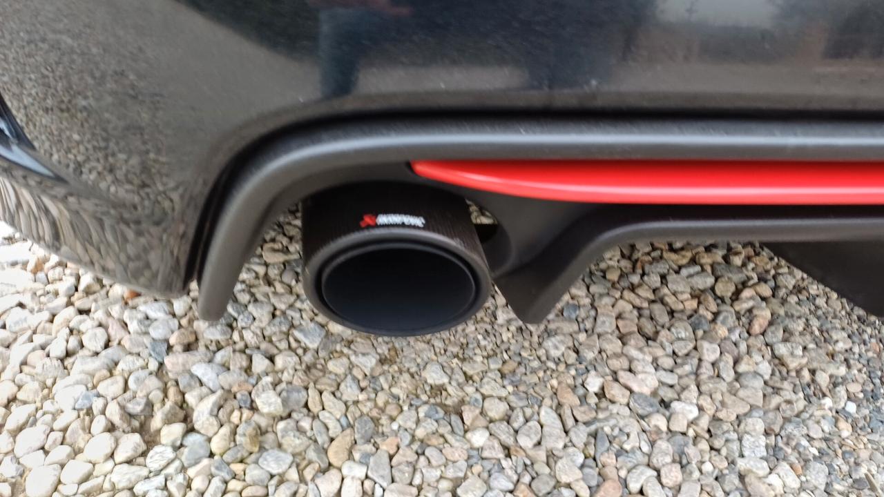 Abarth 595 1.4 Turbo T-Jet 180 CV Competizione