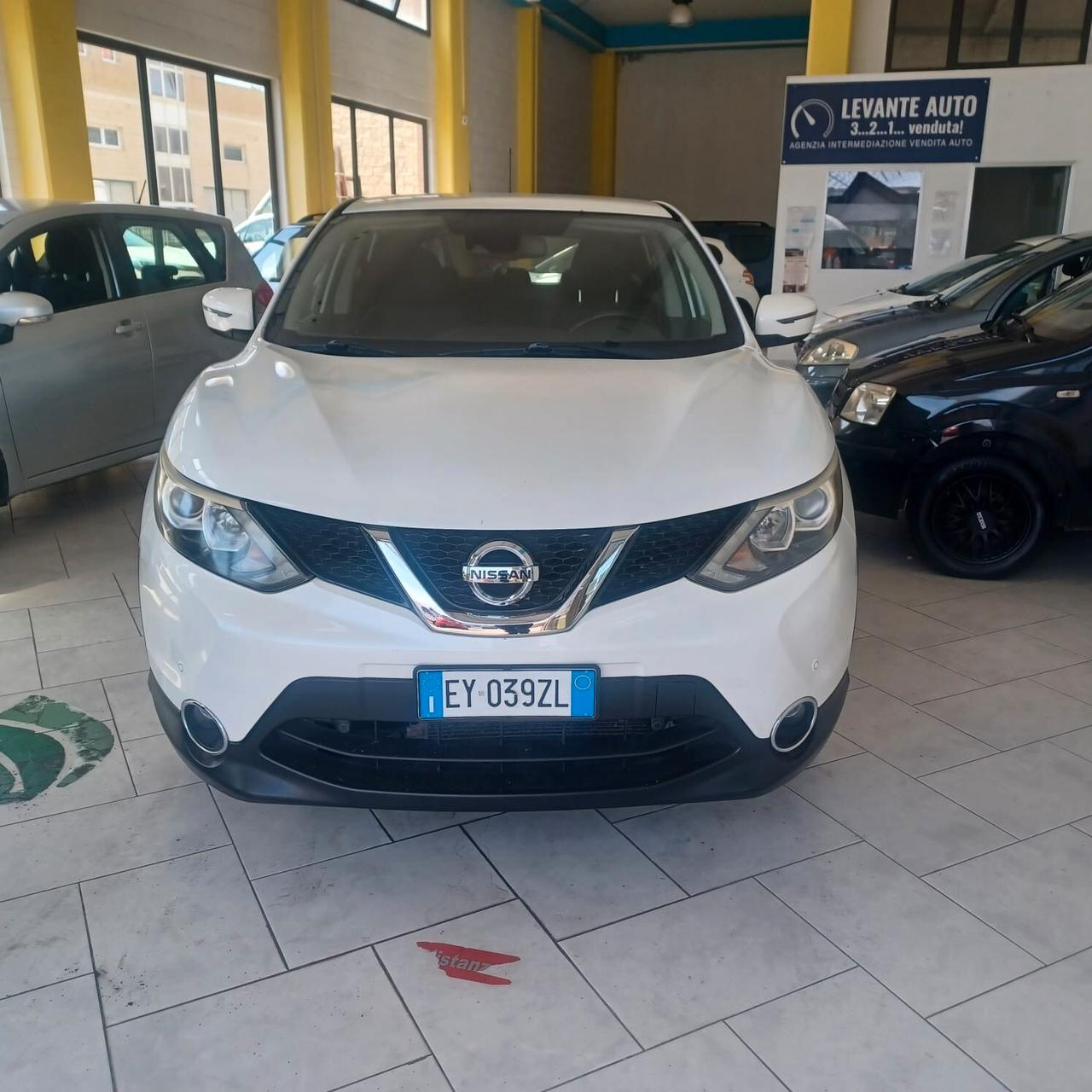 PERFETTA NISSAN QASHQAI 1.2 GARANZIA INCLUSA