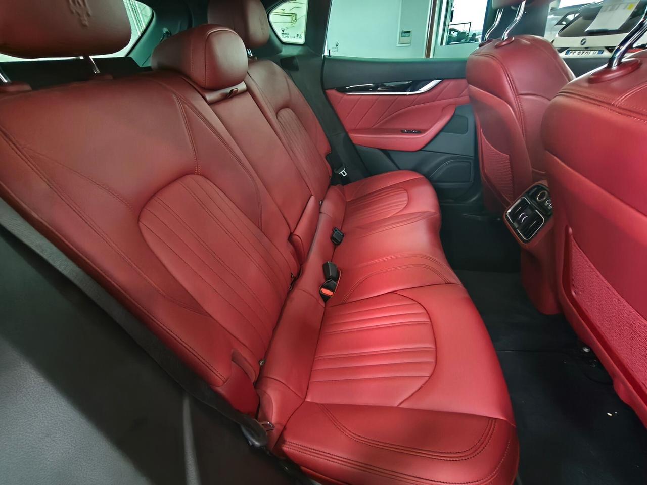 Maserati Levante MHEV 330 CV AWD GT Ultima