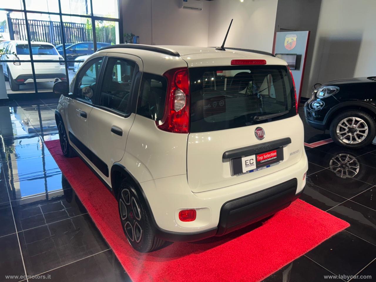 FIAT Panda 1.0 FireFly S&S Hybrid City Cross