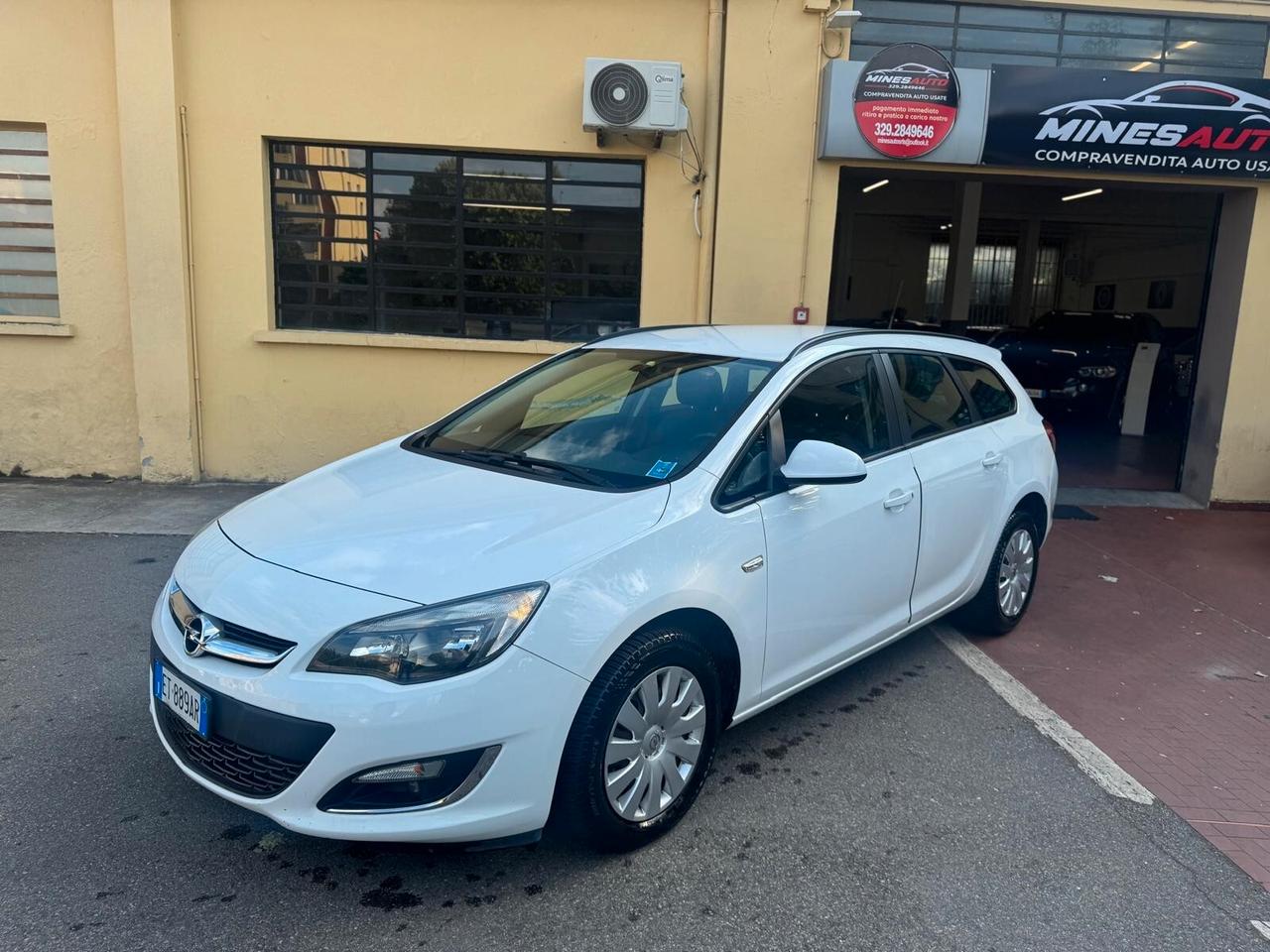 Opel Astra 2013 1.7 Diesel 110CV Sports Tourer Cosmo