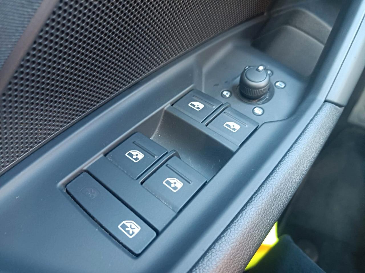 Audi A3 SPB 30 g-tron S tronic Business Advanced